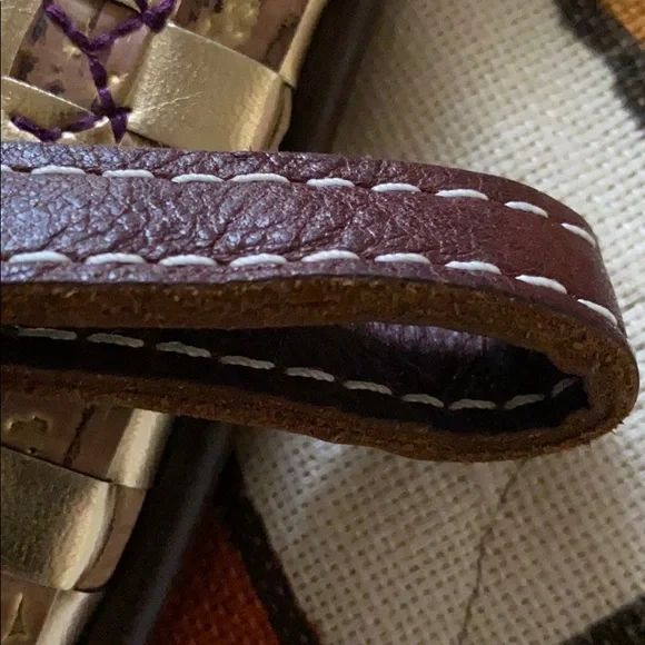 Consuela Wrislet - Picture 3 of 7